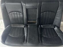 "Mercedes W211" oturacaqları