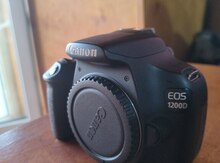 Fotoaparat "Canon D1200"