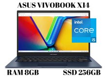ASUS VivoBook 14 X1404VA-EB182 