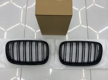 “BMW X5 E70” radiator barmaqlığı