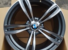 "BMW M5" R19 diskləri