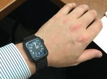 Apple Watch SE Space Gray 44mm