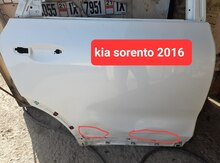 "Kia Sorento" qapısı