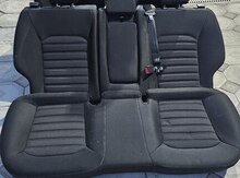 "Ford Fusion" oturacaqları və qapı üzlükləri