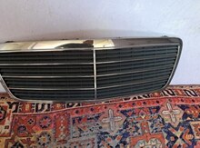 "Mercedes W210" radiator barmaqlığı