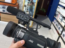 "JVC" videokamerası