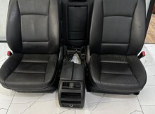"BMW F10" oturacaqları