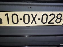 Avtomobil qeydiyyat  nişanı -10-OX- 028