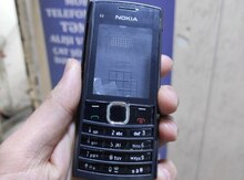 "Nokia X2-02" korpusu