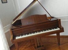 Piano "Blüthner"