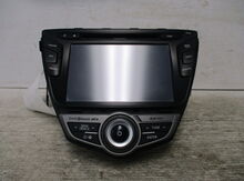 "Hyundai Elantra" monitoru 