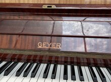 Pianino "Geyer"