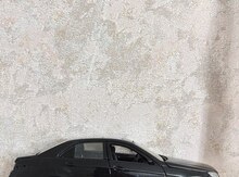 "Mercedes E220" 1:18 "Maisto" modeli