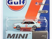 "Mini GT BMW M3 E30 Gulf" modeli