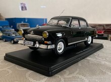 "Volga 1/24 Hachette" modeli