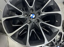"BMW X5 F15" diskləri R19 