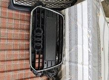 "Audi" radiator barmaqlığı