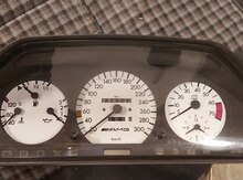 "Mercedes W124 AMG" cihazlar paneli