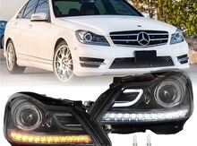 "Mercedes-Benz W204" farası
