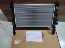 "Chevrolet Trax, Opel Mokka" su radiatoru 