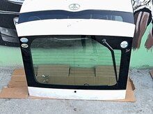 "Toyota Prius" arxa qapısı
