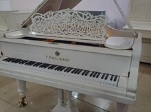 Royal "F. Muchlbach"