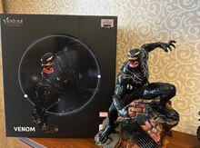 "Venom" fiquru