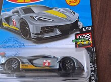 "CORVETTE C8 R" modeli