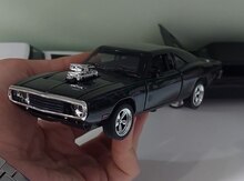 "Dodge CHARGER 1970 (1:32)" modelləri
