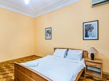 4-otaqlı mənzil kirayə verilir, Sahil m., 160 m²