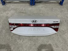 "Hyundai Azera 2015" baqaj qapısı