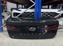 "Hyundai Elantra 2019-2020" model baqaj qapısı