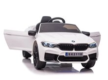 Uşaqlar üçün elektrik avtomobili "BMW M5"