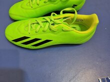 Futbol ayaqqabısı "Adidas"