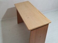 Məktəbli partaları