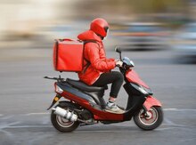 Motokuryer tələb olunur