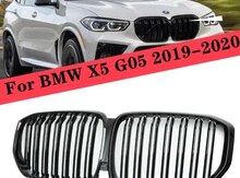 "BMW X5 G05" radiator barmaqlığı