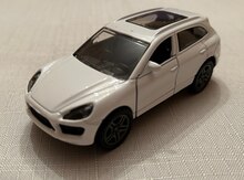 "Porsche Cayenne" modeli