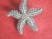 Серебряная брошь
