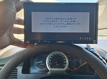 Avtomobil monitoru