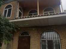 Həyət evi, Heydər Əliyev pr.