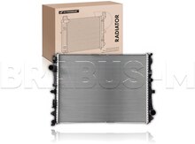 "Mercedes W222" su radiatoru