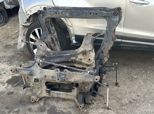"Nissan" travesi