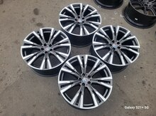 "BMW X7" diskləri R22