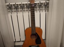 Gitara "Yamaha Junior"