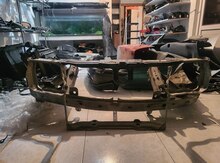 "Mercedes W202, W210" ön hissəsi