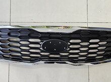 "Kia Sorento 2018" radiator barmaqlığı