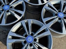 "Mercedes" diskləri R17
