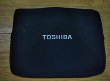 Noutbuk "Toshiba NB520-10U"