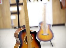 Akustik gitara "T-402" 